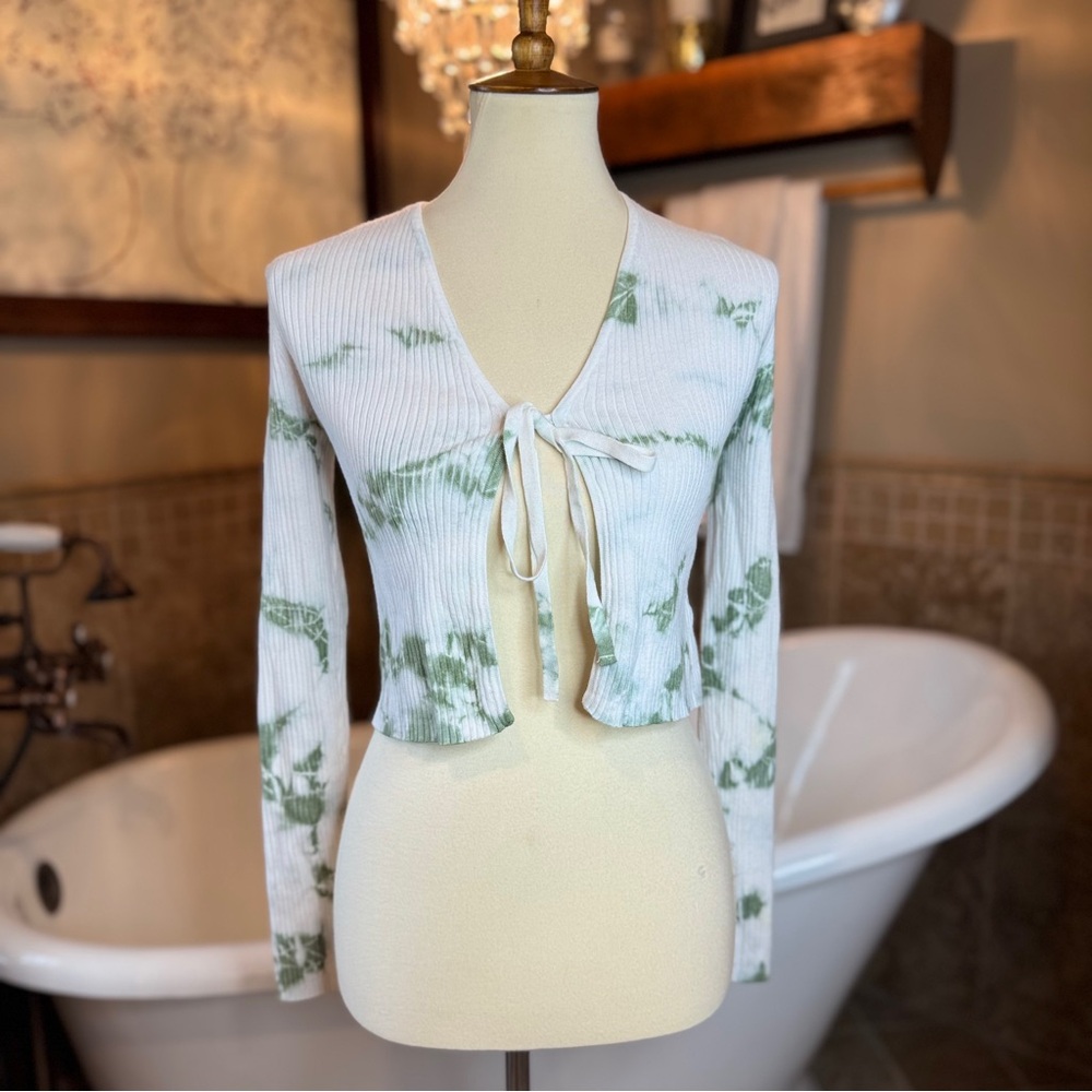 Garage tie bust cropped cardigan size small